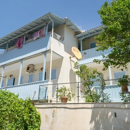 Milia 2 Apartment Áyios Nikítas